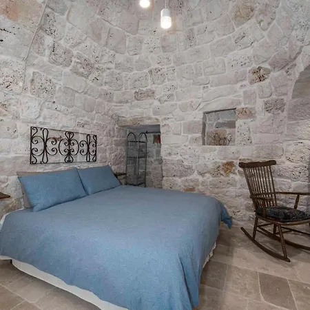 Semesterbostad Trullo E Casa Don Giulio 37