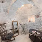 Trullo E Casa Don Giulio 37 別荘 *