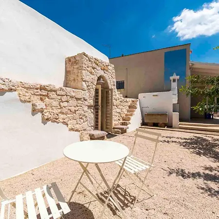 Nyaraló Trullo E Casa Don Giulio 37